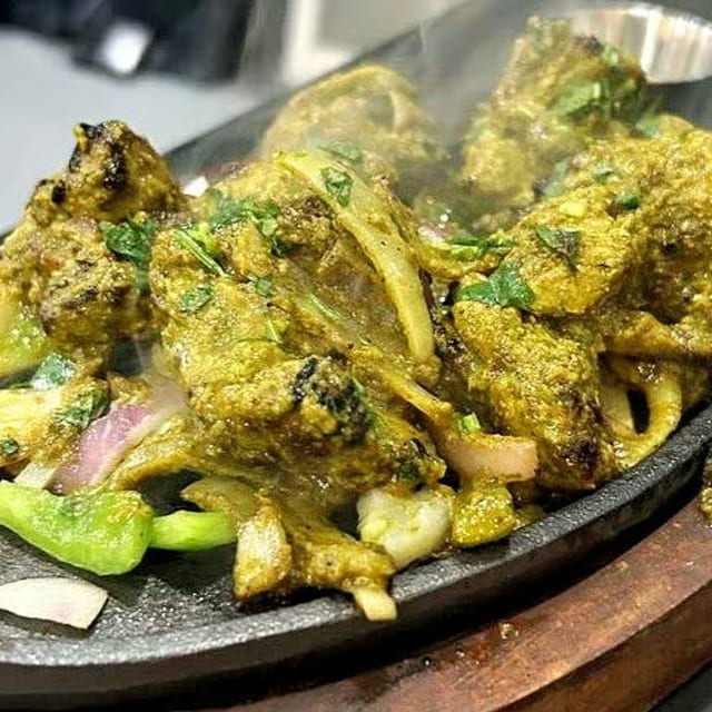Haryali Chicken.