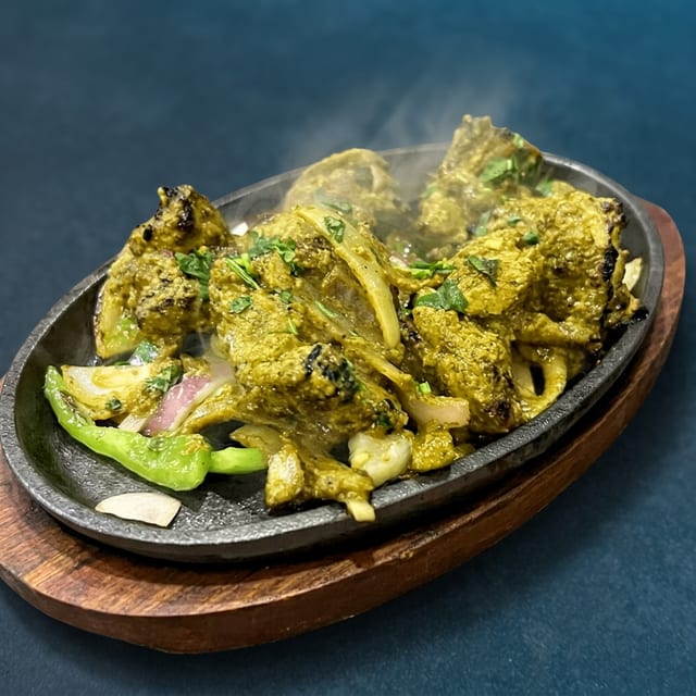 Haryali Chicken.